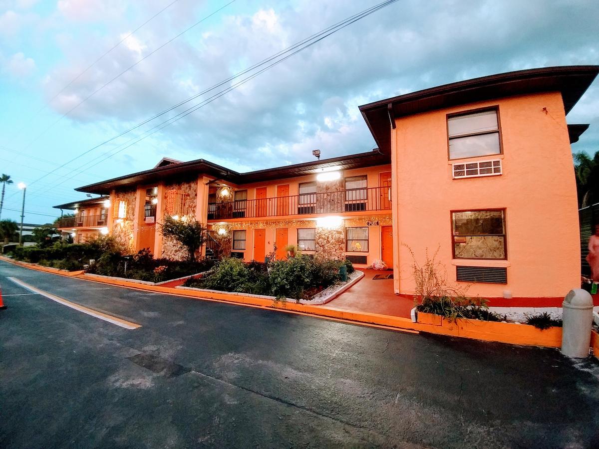 Gator Inn Киссимми Экстерьер фото
